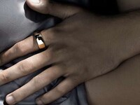 Elegant Health-Tracking Rings Image 1
