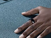 Elegant Health-Tracking Rings Image 2