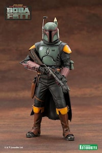 Plastic Sci-Fi Figurines Image 1