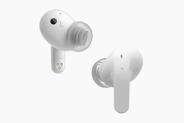 All-Encompassing Audio Earbuds