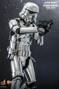 Chrome-Colored Action Figures Image 2