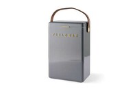 Victorian-Inspired Summer Hampers Image 5
