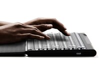 Compact Cushioned Keyboard Peripherals Image 3