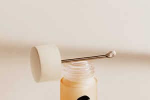 Ferulic Acid-Infused Serums