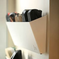 Envelope-Style Shoe Racks Image 2