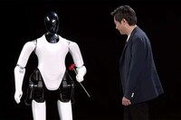 Futuristic Humanoid Robots Image 1