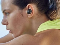Self-Cleaning Earbuds Image 2