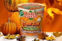 Pumpkin Spice Instant Noodles Image 1