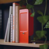 Retro-Style Bookshelf Speakers Image 2