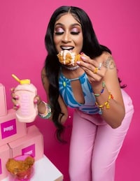 Viral Pink Condiments Image 1
