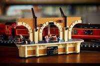 Fantasy Movie Figurines Image 3