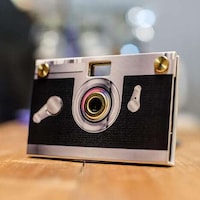 Eco-Friendly Paper Cameras Image 4