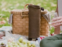 Impact-Resistant Wine Carriers Image 2