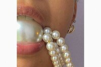 Opulent Pearl-Decorated Kink-Wear Image 1