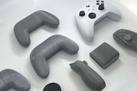 Projector-Equipped Gaming Controllers Image 7