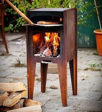 Freestanding Backyard Pizza Ovens Image 1