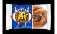 Football-Themed Donut Snacks Image 3