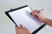 Minimalist Clip-Free Clipboards Image 1