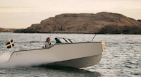Affordable Electric Boat Designs Image 3