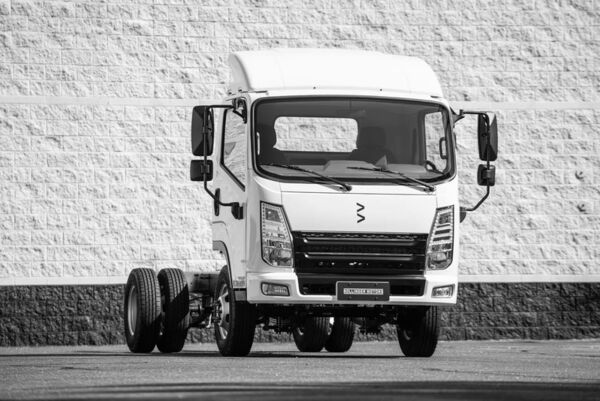 Electric Commercial Fleet Trucks