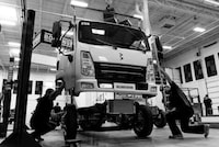 Electric Commercial Fleet Trucks Image 3
