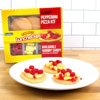 Buildable Gummy Candies Image 2