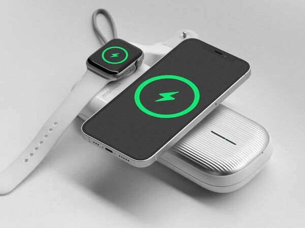 Triple-Device Power Banks Image 2