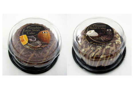Swirled Pumpkin Bundt Cakes