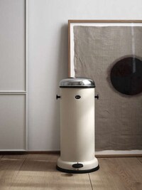 Retro-Style Home Decor Items Image 3