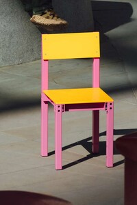 Color-Filled Aluminum Chairs Image 7