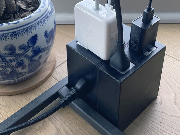 Modular Self-Monitoring Power Cubes Image 2