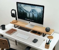 Oversized Workstation Monitor Stands Image 2
