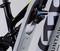 Collaboration Electric Mountain Bikes Image 7
