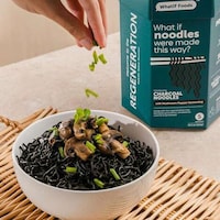 Air-Fried Legume Noodles Image 3