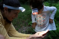 Transforming Headlamp Flashlights Image 2