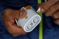 Transforming Headlamp Flashlights Image 4