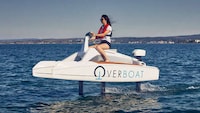Balanced Hydrofoil Watercraft Image 1