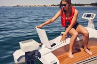 Balanced Hydrofoil Watercraft Image 4