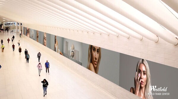 100-Yard 3D Screen Ads