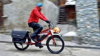 Dual-Rack Cargo Bikes Image 1