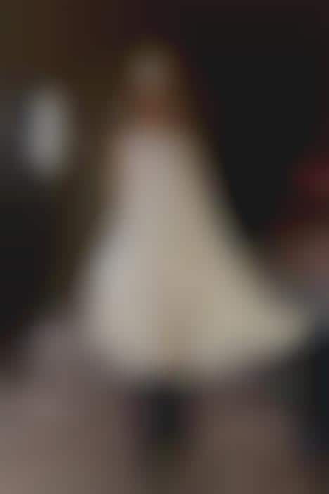 Conformity-Challenging Spring Fashion