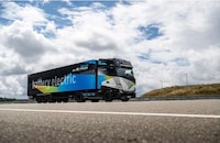 Electric Freight Trucks Image 1