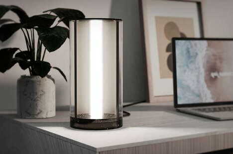 Planetary Dual-Illumination Lamps