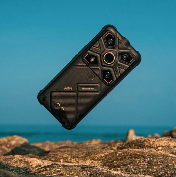 Thermographic Smartphone Cameras