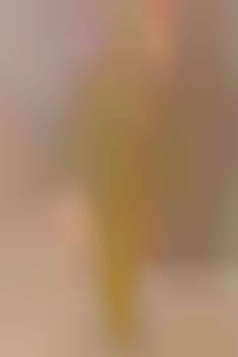 Vintage-Themed Spring Apparel