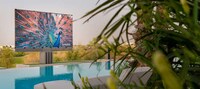 Foldable Outdoor TVs Image 4
