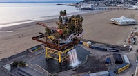 Gas Rig Art Installations Image 3