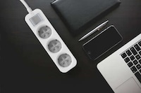 Rotating Outlet Power Bars Image 1