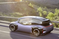 Shapeshifting Interior Electric Vehicles Image 6