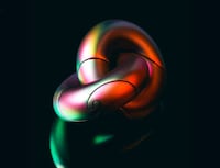 Perplexing Wave-Like Puzzle Toys Image 3